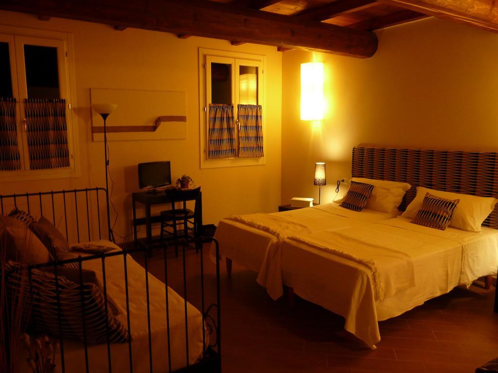 Locanda Della Fiorina San Felice sul Panaro Chambre photo